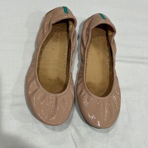 Tieks Blush Patent Size 8